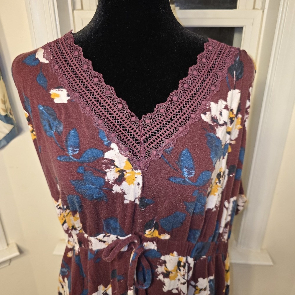 Cacique Sleep Burgundy Floral Crochet Trim V Neck Sleeveless Tie Waist Sz 26 - Picture 4 of 5